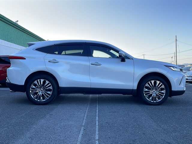 トヨタ ハリアー ハイブリッド Z レザーパッケージ 徳島県 2024(令6)年 2.5万km プラチナホワイトパールマイカ 純正１２．３型JBLナビ/調光ルーフ/全方位カメラ/デジタルインナーミラー/黒革/前席シートヒーター　/電動リアゲート/前後ドラレコ/追従クルコン/ＢＳＭ/ＨＵＤ/前後コーナーセンサ/ETC2.0/LEDオートライト/フォグランプ/セーフティセンス/ナノイーX