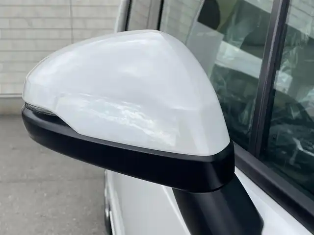 ホンダ フリード ハイブリット e:HEV AIR 福岡県 2025(令7)年 1万km プラチナホワイトパール 純正11.4型メモリーナビ(フルセグTV・CD・DVD・BT)/バックカメラ/ホンダセンシング/コーナーセンサー/レーダークルコン/両側パワスラ/ドラレコ/ETC/USBポート/純正LED・フロアマット/スマートキー/プッシュスタート