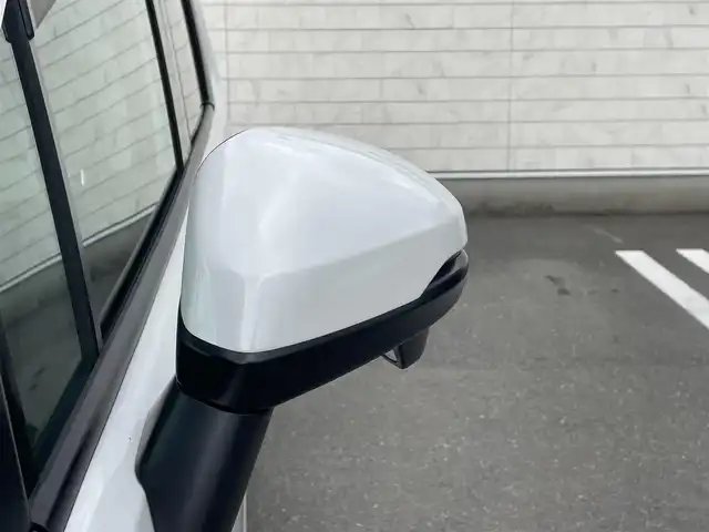 ホンダ フリード ハイブリット e:HEV AIR 福岡県 2025(令7)年 1万km プラチナホワイトパール 純正11.4型メモリーナビ(フルセグTV・CD・DVD・BT)/バックカメラ/ホンダセンシング/コーナーセンサー/レーダークルコン/両側パワスラ/ドラレコ/ETC/USBポート/純正LED・フロアマット/スマートキー/プッシュスタート