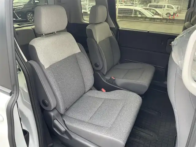 ホンダ フリード ハイブリット e:HEV AIR 福岡県 2025(令7)年 1万km プラチナホワイトパール 純正11.4型メモリーナビ(フルセグTV・CD・DVD・BT)/バックカメラ/ホンダセンシング/コーナーセンサー/レーダークルコン/両側パワスラ/ドラレコ/ETC/USBポート/純正LED・フロアマット/スマートキー/プッシュスタート