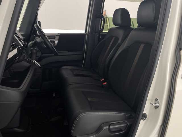 ホンダ Ｎ ＢＯＸ カスタム G L ターボ ホンダセンシング 宮崎県 2018(平30)年 3.8万km プレミアムホワイトパールⅡ 禁煙車/ホンダセンシング/社外ナビTV/（ストラーダ/CN-E300D/CD/SD/Bluetooth/ワンセグTV)/社外バックカメラ/純正ビルトインETC/純正LEDオートライト/純正LEDフォグ/純正15インチアルミ/純正エアロ/純正ルーフエンドスポイラー/純正フロアマット/両側電動スライドドア/アダプティブクルーズコントロール/レーンディパーチャーアラート/クリアランスソナー/ハーフレザーシート/オートエアコン/パドルシフト/本革巻ハンドル/スマートキー/プッシュエンジンスタート/スペアキー/新車時保証書/取扱い説明書