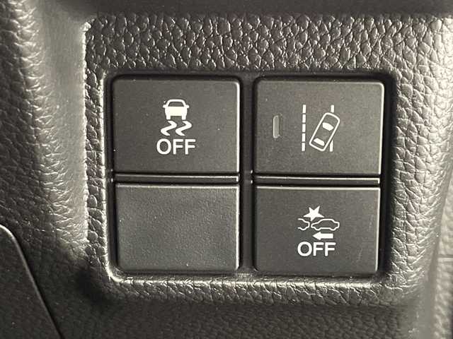 ホンダ Ｎ ＢＯＸ カスタム G L ターボ ホンダセンシング 宮崎県 2018(平30)年 3.8万km プレミアムホワイトパールⅡ 禁煙車/ホンダセンシング/社外ナビTV/（ストラーダ/CN-E300D/CD/SD/Bluetooth/ワンセグTV)/社外バックカメラ/純正ビルトインETC/純正LEDオートライト/純正LEDフォグ/純正15インチアルミ/純正エアロ/純正ルーフエンドスポイラー/純正フロアマット/両側電動スライドドア/アダプティブクルーズコントロール/レーンディパーチャーアラート/クリアランスソナー/ハーフレザーシート/オートエアコン/パドルシフト/本革巻ハンドル/スマートキー/プッシュエンジンスタート/スペアキー/新車時保証書/取扱い説明書