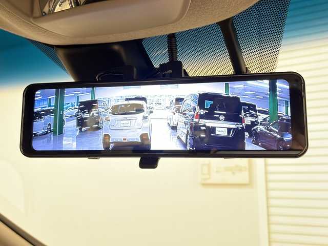 ホンダ フリード＋ ハイブリット G ホンダセンシング 熊本県 2020(令2)年 11.3万km プラチナホワイトパール 純正Gathersインターナビゲーション/【フルセグTV/Bluetooth/CD/DVD/USB】/バックカメラ/ホンダセンシング【安全運転支援システム】/・CMBS【衝突軽減ブレーキ】/・歩行者事故低減ステアリング/・アダプティブクルーズコントロール/・路外逸脱抑制機能/・誤発進抑制機能/・先行車発進お知らせ機能/・標識認識機能/両側パワースライドドア/LEDヘッドランプ/オートライト/アクティブコーナーリングランプ/コンフォートビューパッケージ/SRSエアバック【運転席/助手席】/シートヒーター/ロールサンシェード【スライドドア】/スマートキーシステム/ETC/社外デジタルインナーミラー