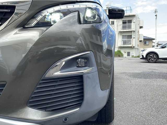 プジョー ５００８ アリュール 宮崎県 2017(平29)年 3.6万km ガンＭ 純正オーディオ/BT/USB/AMFM/ETC/バックカメラ/サンルーフ/パワーバックドア/ハーフレザーシート/パドルシフト/クルーズコントロール