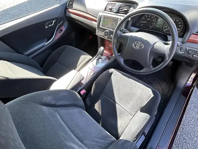 トヨタ プレミオ 1．5F 福岡県 2007(平19)年 4.9万km ブラキッシュレッドマイカ ワンオーナー/純正メモリナビ【NDDN-W57】/　（AM/FM/CD/DVD/ワンセグTV）/バックカメラ/オートライト/電格ウインカーミラー/ETC/プッシュスタート/ドアバイザー/シガーソケット/ISOFIX/盗難防止装置/スペアキー/保証書/取扱説明書/ナビ取扱説明書