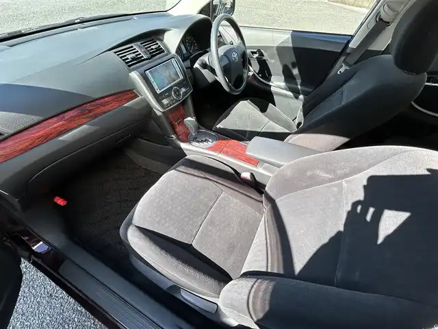 トヨタ プレミオ 1．5F 福岡県 2007(平19)年 4.9万km ブラキッシュレッドマイカ ワンオーナー/純正メモリナビ【NDDN-W57】/　（AM/FM/CD/DVD/ワンセグTV）/バックカメラ/オートライト/電格ウインカーミラー/ETC/プッシュスタート/ドアバイザー/シガーソケット/ISOFIX/盗難防止装置/スペアキー/保証書/取扱説明書/ナビ取扱説明書