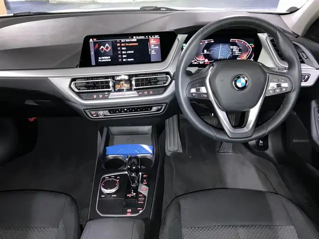ＢＭＷ １１８ｄ プレイ エディションジョイ+ 東京都 2021(令3)年 0.7万km アルピンホワイトⅢ 1オーナー/ドライビングアシスト/・レーンディパーチャーウォーニング/・レーンチェンジウォーニング/・前車接近警告機能/・衝突回避/被害軽減ブレーキ/・後車衝突警告機能/・クロストラフィックウォーニング（リア）/・トラフィックアシスト/純正HDDナビゲーション/Bカメラ/ETC/ドライブレコーダー/LEDヘッドライト・フォグライト/バックフォグライト/スマートキー/スポーツモード/クルーズコントロール/置くだけ充電/USB/走行7030km