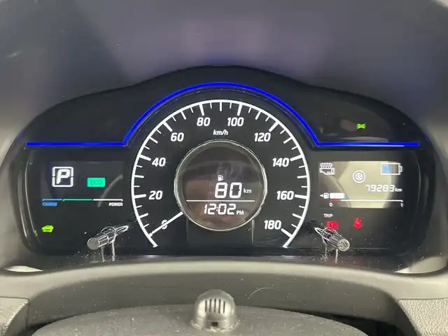 日産 ノート e－パワー X Vセレクション 愛知県 2020(令2)年 8万km ブリリアントホワイトパール 純正ＳＤメモリナビ【MM319D-W】/（Bluetooth・フルセグ・CD・DVD）/インテリジェントアラウンドビューモニター/インテリジェントエマージェンシーブレーキ/・車線逸脱警報/・踏み間違い防止/・フロント/バックソナー/ETC/ドライブレコーダー/インテリジェントルームミラー/純正6本スポーク15インチアルミホイール/横滑り防止機能/LEDヘッドライト/純正フロアマット/プッシュスタート/スマートキー
