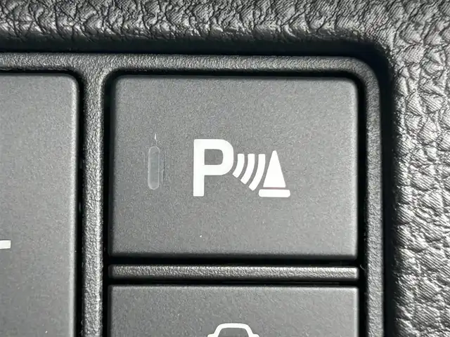 ホンダ ヴェゼル ハイブリッド e:HEV Z 岡山県 2025(令7)年 0.1千km プラチナホワイトパール 登録時走行距離3km/登録済未使用車/純正9インチナビ/フルセグTV(AM.FM.TV.BT)/バックカメラ/ビルトインETC2.0/ブラインドスポットモニター/シートヒーター/ステアリングヒーター/クリアランスソナー/衝突軽減ブレーキ/レーダークルーズコントロール/レーンキープアシスト/ダウンヒルアシストコントロール/横滑り防止装置/オートライト/アイドリングストップ/パワーバックドア/ワイヤレス充電/18インチ純正AW