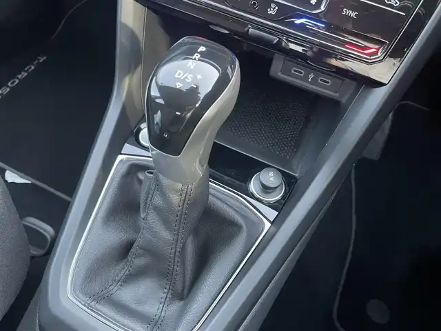 フォルクスワーゲン ＶＷ Ｔ－クロス TSI アクティブ 静岡県 2022(令4)年 2.1万km グレー オールイン・SFT/Ready2discover/SFT・パッケージ/ACC/LKA/BSM/PDC/app-connect/プリクラッシュブレーキシステム/リヤトラフィックアラート/アンビエントライト/社外360°ドライブレコーダー
