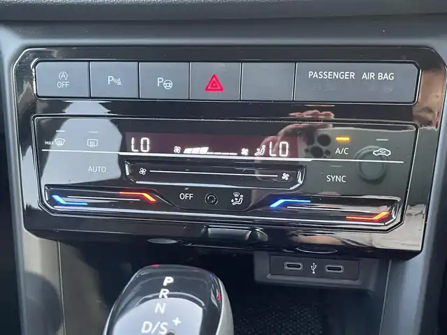 フォルクスワーゲン ＶＷ Ｔ－クロス TSI アクティブ 静岡県 2022(令4)年 2.1万km グレー オールイン・SFT/Ready2discover/SFT・パッケージ/ACC/LKA/BSM/PDC/app-connect/プリクラッシュブレーキシステム/リヤトラフィックアラート/アンビエントライト/社外360°ドライブレコーダー