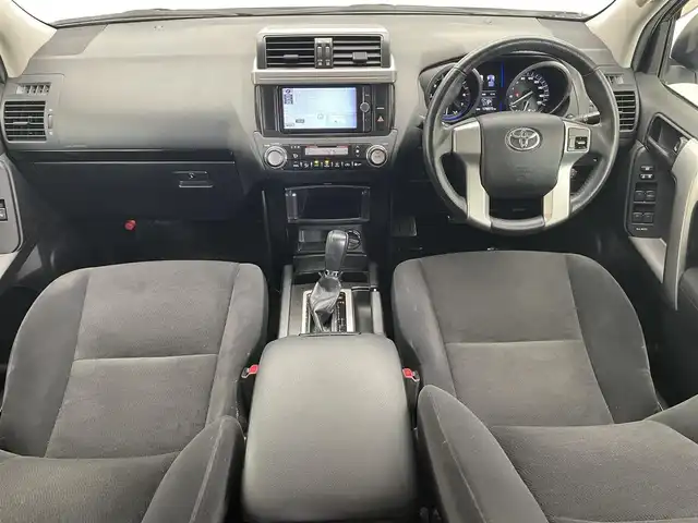 トヨタ ランドクルーザー プラド TX 滋賀県 2014(平26)年 17.9万km ホワイトパールクリスタルシャイン 純正7インチナビ【Bluetooth/フルセグTV/DVD/CD】/バックカメラ/クルーズコントロール/ビルトインETC/前方ドライブレコーダー/LEDヘッドライト/プッシュスタート/ステアリングリモコン/純正フロアマット/純正ドアバイザー