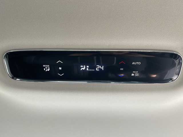 ホンダ オデッセイ ハイブリッド e:HEVアブソルート EX 東京都 2024(令6)年 0.9万km プラチナホワイトパール 11.4インチ Honda CONNECTナビ　型式：LXM-247VFLi/【DVD/CD/TV/Bluetooth/HDMI】/バックカメラ/アラウンドビューモニター/ETC/両側パワースライドドア/電動リアゲート/電動パーキング/衝突軽減ブレーキ/レーダークルーズコントロール/ブラインドスポットモニター/レーンディパーチャーアラート/踏み間違い衝突軽減システム/クリアランスソナー/パドルシフト/置くだけ充電/パワーシート/シートヒーター/オットマン