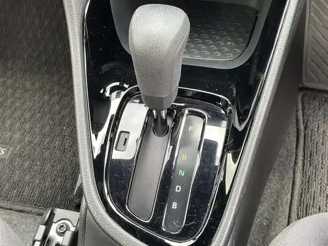 トヨタ ヤリス G 滋賀県 2020(令2)年 3.9万km 赤Ⅱ 8型純正ディスプレイオーディオ/Bluetooth/Miracast/USB/トヨタセーフティセンス/レーダークルーズコントロール/レーンキープアシスト/レーントレーシングアラート/パーキングサポートブレーキ/クリアランスソナー（前後）/モデリスタAW/バックカメラ/LEDヘッドライト/前後ドライブレコーダー/オートハイビーム/ETC