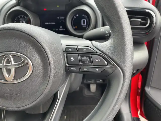 トヨタ ヤリス G 滋賀県 2020(令2)年 3.9万km 赤Ⅱ 8型純正ディスプレイオーディオ/Bluetooth/Miracast/USB/トヨタセーフティセンス/レーダークルーズコントロール/レーンキープアシスト/レーントレーシングアラート/パーキングサポートブレーキ/クリアランスソナー（前後）/モデリスタAW/バックカメラ/LEDヘッドライト/前後ドライブレコーダー/オートハイビーム/ETC