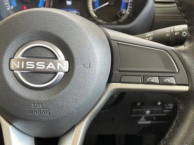 日産 ルークス ハイウェイスター Gターボ 岩手県 2024(令6)年 1.6万km 赤 特別塗装色　カンジュクカシス(V12)/４WD/ターボ/アラウンドビューモニター/左側ハンズフリーオートスライドドア/エマージェンシーブレーキ/踏み間違い衝突防止アシスト/車線逸脱警報/先行車発信お知らせ機能/標識認識機能/前後ソナー/オートハイビーム/横滑り防止装置/アイドリングストップ/リヤサーキュレーター/前席シートヒーター/ステアリングヒーター/ヘッドライトレベライザー/LEDヘッドライト/フォグランプ/純正１５インチアルミホイール