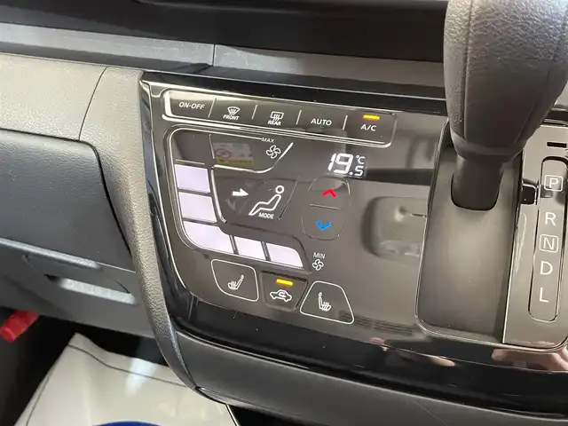 日産 ルークス ハイウェイスター Gターボ 岩手県 2024(令6)年 1.6万km 赤 特別塗装色　カンジュクカシス(V12)/４WD/ターボ/アラウンドビューモニター/左側ハンズフリーオートスライドドア/エマージェンシーブレーキ/踏み間違い衝突防止アシスト/車線逸脱警報/先行車発信お知らせ機能/標識認識機能/前後ソナー/オートハイビーム/横滑り防止装置/アイドリングストップ/リヤサーキュレーター/前席シートヒーター/ステアリングヒーター/ヘッドライトレベライザー/LEDヘッドライト/フォグランプ/純正１５インチアルミホイール