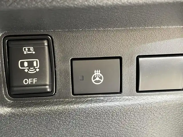 日産 ルークス ハイウェイスター Gターボ 岩手県 2024(令6)年 1.6万km 赤 特別塗装色　カンジュクカシス(V12)/４WD/ターボ/アラウンドビューモニター/左側ハンズフリーオートスライドドア/エマージェンシーブレーキ/踏み間違い衝突防止アシスト/車線逸脱警報/先行車発信お知らせ機能/標識認識機能/前後ソナー/オートハイビーム/横滑り防止装置/アイドリングストップ/リヤサーキュレーター/前席シートヒーター/ステアリングヒーター/ヘッドライトレベライザー/LEDヘッドライト/フォグランプ/純正１５インチアルミホイール