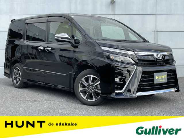 トヨタ ヴォクシー ZS 煌Ⅱ 千葉県 2019(令1)年 4.2万km ブラック ALPINE11インチナビ/・フルセグ/BT/CD/DVD/SD/トヨタセーフティセンス/・プリクラッシュセーフティ/先行車発進告知/クリアランスソナー/バックカメラ/ビルトインETC/両側パワースライドドア/LEDヘッドライト/クルーズコントロール/フォグランプ/ドアバイザー/全席オートウィンドウ/２列目サンシェード
