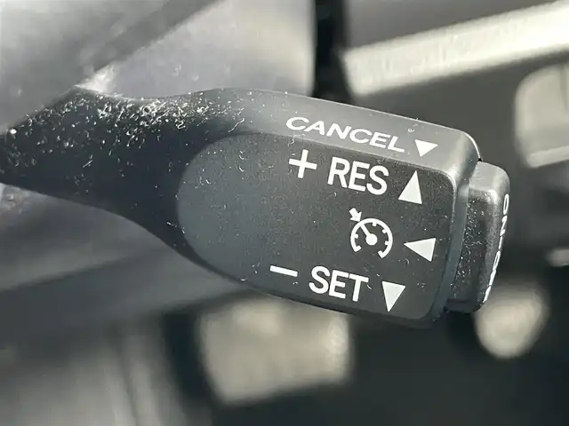 トヨタ ヴォクシー ZS 煌Ⅱ 千葉県 2019(令1)年 4.2万km ブラック ALPINE11インチナビ/・フルセグ/BT/CD/DVD/SD/トヨタセーフティセンス/・プリクラッシュセーフティ/先行車発進告知/クリアランスソナー/バックカメラ/ビルトインETC/両側パワースライドドア/LEDヘッドライト/クルーズコントロール/フォグランプ/ドアバイザー/全席オートウィンドウ/２列目サンシェード