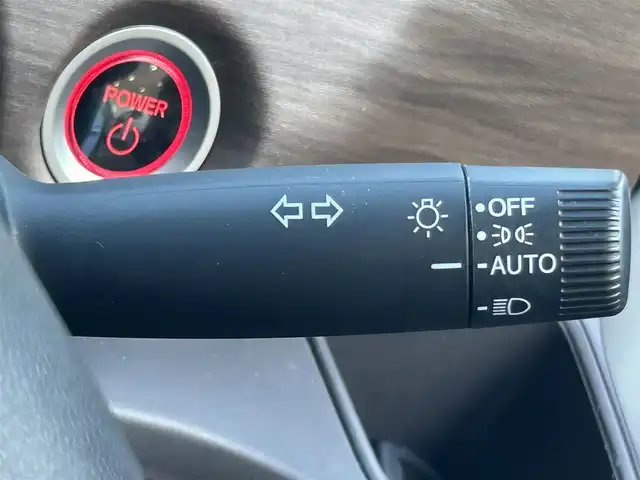 ホンダ フリード ハイブリット G 大阪府 2023(令5)年 1.2万km プラチナホワイトパール 純正9インチナビナビ(BT/フルセグ/USB/DVD)/バックカメラ/衝突被害軽減システム/レーダークルーズコントロール/レーンキープアシスト/盗難防止装置/横滑り防止装置/コーナーセンサー/ワンオーナー/両側パワースライドドア/シートヒーター/ドライブレコーダー/ETC/LEDヘッドライト/オートライト/オートマチックハイビーム/スペアキー