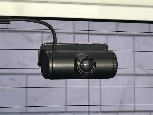 ホンダ フリード ハイブリット G 大阪府 2023(令5)年 1.2万km プラチナホワイトパール 純正9インチナビナビ(BT/フルセグ/USB/DVD)/バックカメラ/衝突被害軽減システム/レーダークルーズコントロール/レーンキープアシスト/盗難防止装置/横滑り防止装置/コーナーセンサー/ワンオーナー/両側パワースライドドア/シートヒーター/ドライブレコーダー/ETC/LEDヘッドライト/オートライト/オートマチックハイビーム/スペアキー