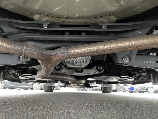 スバル レヴォーグ 1．6GT アイサイト 群馬県 2017(平29)年 6.2万km ダークグレーメタリック 4WD/サンルーフ/アドバンスドセーフティパッケージ/DIATONEサウンドナビ/CD・DVD・SD/Bluetooth・フルセグ/バック/サイドカメラ/ビルトインETC/レザーシート/前席パワーシート/前席シートヒーター/運転席シートメモリー/クルーズコントロール/パドルシフト/横滑り防止装置/レーンキープアシスト/衝突軽減ブレーキ/アイドリングストップ/LEDヘッドライト/純正アルミホイール/純正フロアマット/スマートキー×2