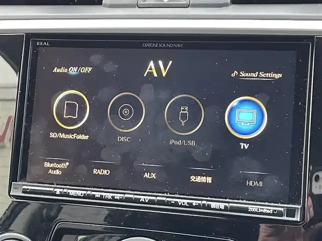 スバル レヴォーグ 1．6GT アイサイト 群馬県 2017(平29)年 6.2万km ダークグレーメタリック 4WD/サンルーフ/アドバンスドセーフティパッケージ/DIATONEサウンドナビ/CD・DVD・SD/Bluetooth・フルセグ/バック/サイドカメラ/ビルトインETC/レザーシート/前席パワーシート/前席シートヒーター/運転席シートメモリー/クルーズコントロール/パドルシフト/横滑り防止装置/レーンキープアシスト/衝突軽減ブレーキ/アイドリングストップ/LEDヘッドライト/純正アルミホイール/純正フロアマット/スマートキー×2