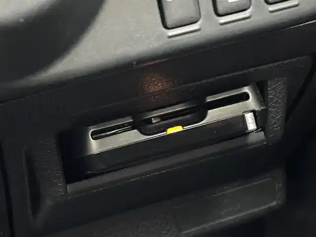 スバル レヴォーグ 1．6GT アイサイト 群馬県 2017(平29)年 6.2万km ダークグレーメタリック 4WD/サンルーフ/アドバンスドセーフティパッケージ/DIATONEサウンドナビ/CD・DVD・SD/Bluetooth・フルセグ/バック/サイドカメラ/ビルトインETC/レザーシート/前席パワーシート/前席シートヒーター/運転席シートメモリー/クルーズコントロール/パドルシフト/横滑り防止装置/レーンキープアシスト/衝突軽減ブレーキ/アイドリングストップ/LEDヘッドライト/純正アルミホイール/純正フロアマット/スマートキー×2