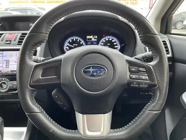 スバル レヴォーグ 1．6GT アイサイト 群馬県 2017(平29)年 6.2万km ダークグレーメタリック 4WD/サンルーフ/アドバンスドセーフティパッケージ/DIATONEサウンドナビ/CD・DVD・SD/Bluetooth・フルセグ/バック/サイドカメラ/ビルトインETC/レザーシート/前席パワーシート/前席シートヒーター/運転席シートメモリー/クルーズコントロール/パドルシフト/横滑り防止装置/レーンキープアシスト/衝突軽減ブレーキ/アイドリングストップ/LEDヘッドライト/純正アルミホイール/純正フロアマット/スマートキー×2