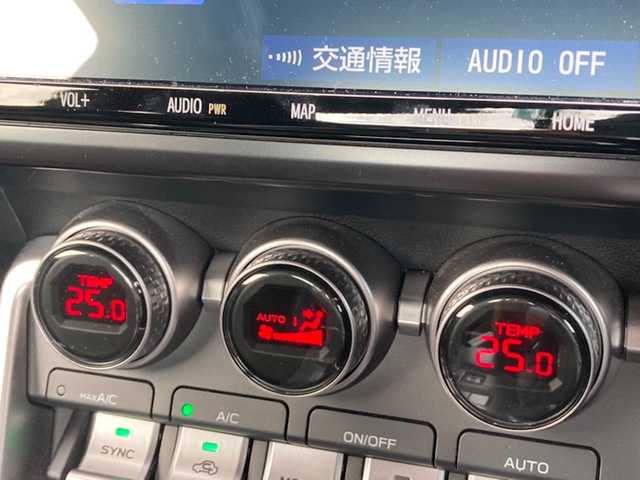 車両画像12