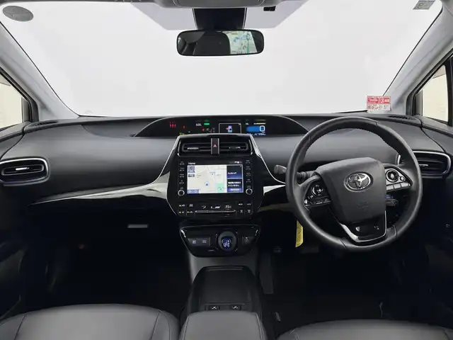 トヨタ プリウス S ツーリングセレクション 愛知県 2022(令4)年 3.8万km プラチナホワイトパールマイカ 8インチディスプレイオーディオ　/（Bluetooth）/レーダークルーズコントロール　/バックカメラ　/衝突軽減システム　/コーナーセンサー　/レーンキープ　/合皮シート　/前席シートヒーター　/ETC　/純正AW