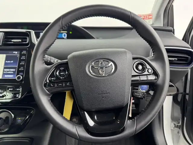 トヨタ プリウス S ツーリングセレクション 愛知県 2022(令4)年 3.8万km プラチナホワイトパールマイカ 8インチディスプレイオーディオ　/（Bluetooth）/レーダークルーズコントロール　/バックカメラ　/衝突軽減システム　/コーナーセンサー　/レーンキープ　/合皮シート　/前席シートヒーター　/ETC　/純正AW