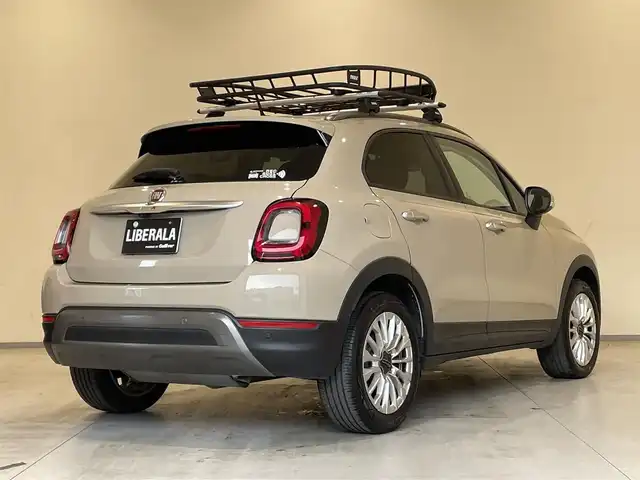 フィアット ５００Ｘ クロス 熊本県 2020(令2)年 2.3万km ベージュ ・スマートキー/・プッシュスタート/・全面衝突警報/・レーンキープエイド/・前後パーキングセンサー/・ブラインドスポットモニター/・アクティブブレーキ/・クルーズコントロール(追従式)/・黒革シート/・前席パワーシート/・前席シートヒーター /・純正ディスプレイオーディオ/　【Bluetooth・USB】/・バックカメラ/・ETC/・ルーフキャリア(THULE製)/・LEDヘッドランプ/・LEDフォグランプ/・純正マット/・保証書/取説