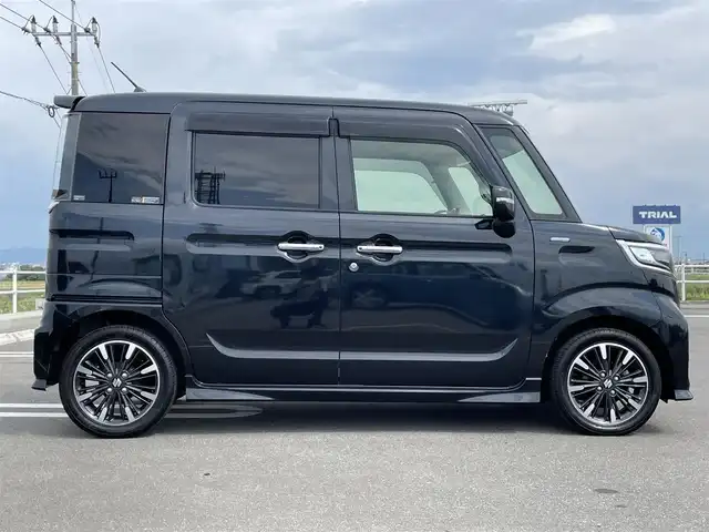 スズキ スペーシア カスタム HYBRID XS 佐賀県 2018(平30)年 5.6万km ミディアムグレーメタリック 社外SDナビ/・ワンセグTV/CD/DVD/Bluetooth/両側パワースライドドア/シートヒーター/ドライブレコーダー/プッシュスタート/スマートキー/ETC/純正15インチアルミ/純正LEDヘッドライト/純正フロアマット/横滑り防止装置/盗難防止装置