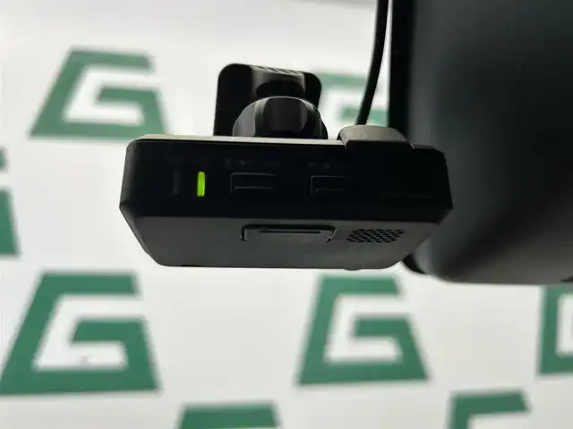 ダイハツ トール カスタムG リミテッド SAⅢ 鹿児島県 2019(平31)年 8万km ブラックマイカメタリック/マゼンタベリーマイカメタリック アルパインナビ（X9ZD）/（フルセグTV/CD/DVD/HDMI）/パノラマモニター/両側パワースライドドア/前方ドライブレコーダー/ETC/スマートアシスト/クルーズコントロール/レーンキープアシスト/車線逸脱警報機能/誤発進抑制機能/先行車発進お知らせ機能/前席シートヒーター/LEDヘッドライト/フロントフォグ/オートライト/オートマチックハイビーム/純正フロアマット