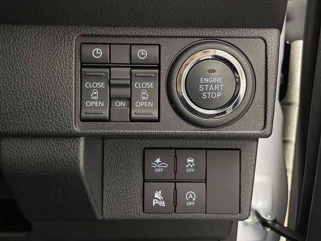 ダイハツ ムーヴ キャンバス ストライプス G 長野県 2023(令5)年 0.8万km シャイニングホワイトパール/サンドベージュメタリック 4WD/純正メモリナビ&フルセグTV&CD&DVD&USB&BT/車線逸脱警報/衝突軽減ブレーキ/後方コーナーセンサー/アイドリングストップ/両側パワースライドドア/前席シートヒーター/ステアリングスイッチ/ベンチシート/バックカメラ/ETC/LEDヘッドライト/オートライト/フロントフォグランプ/電動格納ミラー/電動ホールド/オートホールド/純正ホイールキャップ装着/純正フロアマット/プッシュスタート/スマートキー