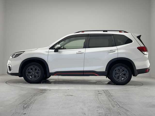 スバル フォレスター X－ブレイク 愛知県 2018(平30)年 7.1万km クリスタルホワイトP 衝突軽減システム/純正8型ナビ/レーダークルーズコントロール/シートヒーター/フルセグ/CD DVD/Bluetooth/バックカメラ/電動リアゲート/コーナーセンサー/純正アルミホイール/ブラインドスポットモニター/４WD/LEDヘッドライト/パドルシフト/ステアリングヒーター/インテリジェントミラー/ドライブレコーダー/ETC/ステアリングスイッチ/スマートキー/プッシュスタート