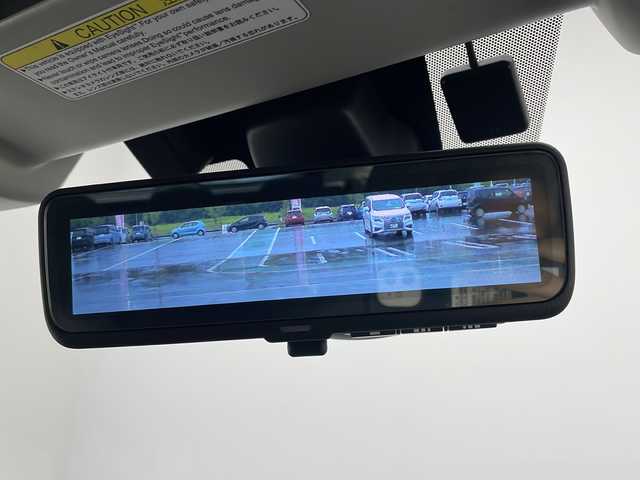 スバル フォレスター X－ブレイク 愛知県 2018(平30)年 7.1万km クリスタルホワイトP 衝突軽減システム/純正8型ナビ/レーダークルーズコントロール/シートヒーター/フルセグ/CD DVD/Bluetooth/バックカメラ/電動リアゲート/コーナーセンサー/純正アルミホイール/ブラインドスポットモニター/４WD/LEDヘッドライト/パドルシフト/ステアリングヒーター/インテリジェントミラー/ドライブレコーダー/ETC/ステアリングスイッチ/スマートキー/プッシュスタート