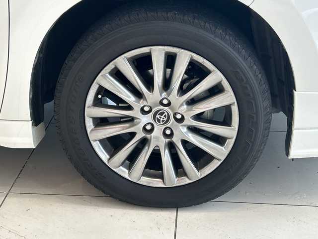 トヨタ ハリアー プレミアム 埼玉県 2015(平27)年 5.2万km ホワイトパールクリスタルシャイン トヨタセーフティーセンス　/純正メモリナビ/　　CD/DVD/BT/フルセグ　/バックカメラ　/パワーバックドア　/クルーズコントロール　/LEDオートライト　/ハーフレザーシート　/パワーシート　/純正18インチアルミホイール　/ステアリングスイッチ　/ETC