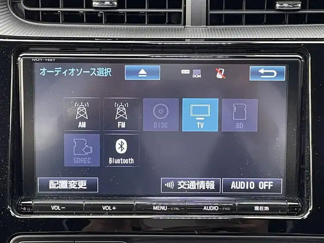 トヨタ アクア G GRスポーツ 17インチPKG 福岡県 2018(平30)年 4.2万km シルバーM トヨタ純正ナビ/（NSZT-Y66T/9インチナビ）/Bluetooth対応/CD/DVD/フルセグTV/GTスポーツ/バックカメラ/クルーズコントロール/ドライブレコーダー（前側）/ビルトインETC/ドアバイザー/純正フロアマット/プッシュスタート/カーテシライト（前ドア）/保証書/取扱説明書/スマートキー/スペアキー