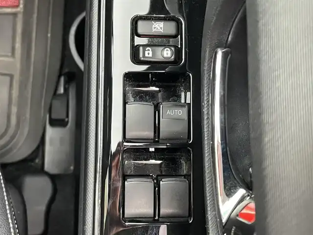 トヨタ アクア G GRスポーツ 17インチPKG 福岡県 2018(平30)年 4.2万km シルバーM トヨタ純正ナビ/（NSZT-Y66T/9インチナビ）/Bluetooth対応/CD/DVD/フルセグTV/GTスポーツ/バックカメラ/クルーズコントロール/ドライブレコーダー（前側）/ビルトインETC/ドアバイザー/純正フロアマット/プッシュスタート/カーテシライト（前ドア）/保証書/取扱説明書/スマートキー/スペアキー