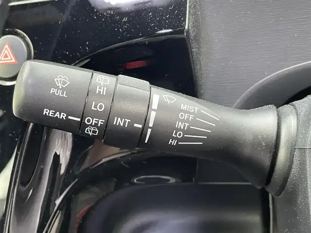 トヨタ アクア G GRスポーツ 17インチPKG 福岡県 2018(平30)年 4.2万km シルバーM トヨタ純正ナビ/（NSZT-Y66T/9インチナビ）/Bluetooth対応/CD/DVD/フルセグTV/GTスポーツ/バックカメラ/クルーズコントロール/ドライブレコーダー（前側）/ビルトインETC/ドアバイザー/純正フロアマット/プッシュスタート/カーテシライト（前ドア）/保証書/取扱説明書/スマートキー/スペアキー
