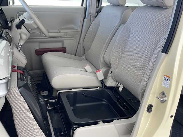 スズキ スペーシア HYBRID X 沖縄県 2023(令5)年 1万km シフォンアイボリーM 社外オーディオ(DPX5300BTHS)　/（ＣＤ　USB　AM　FM）/ワンオーナー/ＥＴＣ/両側パワースライドドア/シートヒーター/スマートキー/プッシュスタート/サーキュレーター/クリアランスソナー/アイドリングストップ/純正フロアマット/電動格納ミラー