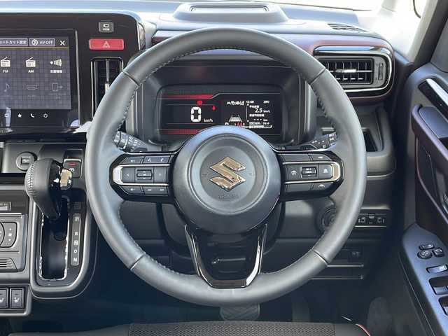 スズキ スペーシア カスタム HYBRID XS ターボ 新潟県 2024(令6)年 0.2万km ピュアホワイトパール/ブラック2トーン 4WD/純正メモリナビ/BT/USB/フルセグテレビ/全方位カメラ/衝突被害軽減ブレーキ/レーンキープアシスト/レーダークルーズコントロール/両側パワースライドドア/半革シート/ベンチシート/シートヒーター /ステアリングヒーター/ステアリングスイッチ/パドルシフト/コーナーセンサー/スマートキー/プッシュスタート/LEDヘッドライト/オートライト/オートハイビーム/フォグランプ/純正15インチアルミホイール