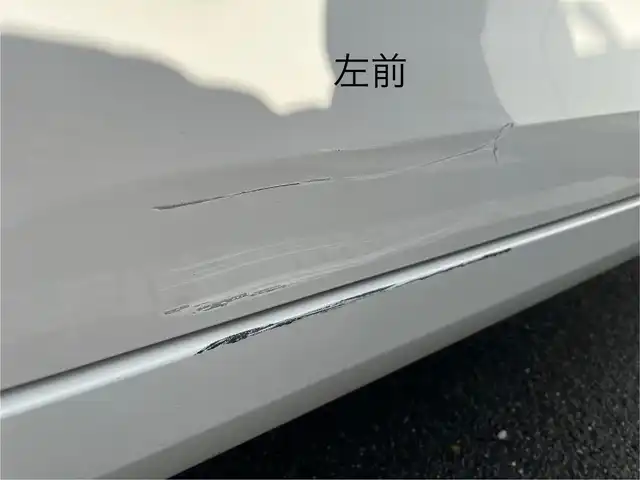 日産 ルークス X 三重県 2021(令3)年 3.6万km ホワイトパール 純正ナビ（AM/FM/TV/DVD/CD/Bluetooth/USB）/ETC/インテリジェントアラウンドビューモニター（ディスプレイ付ルームキラー）/ハンズフリーパワースライドドア（助手席側）/スライドドアオートクローザー（運転席側）/先進安全装備（インテリジェントエマージェンシーブレーキ/踏み間違い防止アシスト/車線逸脱防止支援システム/車線逸脱警報/前方衝突予測警報/ふらつき警報/標識検知機能）/快適パックA(プラズマクラスター付リアシーリングファン/撥水加工シート/後席パーソナルテーブル/助手席シートバックUSBソケット/リアドアロールサンシェード)/SRSエアバック（運転席/助手席/サイド/カーテン/ニー）/オートエアコン/シートバックポケット（助手席上下）/シートアンダーバックス（助手席）/インテリジェントキー/プッシュエンジンスターター/6スピーカー/地デジTVアンテナ/GPSアンテナ/ボディ同色ドアミラー（電動オート格納機能/ウインカー/カメラ付）/内装色インサイドドアハンドル/ピアノブラック調パワーウインドウスイッチベース/アナログメーター/4.2インチアドバンスドドライブアシストディスプレイ
