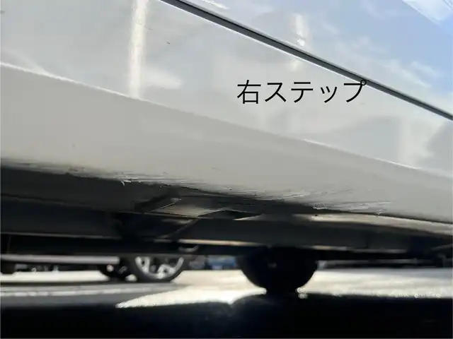 日産 ルークス X 三重県 2021(令3)年 3.6万km ホワイトパール 純正ナビ（AM/FM/TV/DVD/CD/Bluetooth/USB）/ETC/インテリジェントアラウンドビューモニター（ディスプレイ付ルームキラー）/ハンズフリーパワースライドドア（助手席側）/スライドドアオートクローザー（運転席側）/先進安全装備（インテリジェントエマージェンシーブレーキ/踏み間違い防止アシスト/車線逸脱防止支援システム/車線逸脱警報/前方衝突予測警報/ふらつき警報/標識検知機能）/快適パックA(プラズマクラスター付リアシーリングファン/撥水加工シート/後席パーソナルテーブル/助手席シートバックUSBソケット/リアドアロールサンシェード)/SRSエアバック（運転席/助手席/サイド/カーテン/ニー）/オートエアコン/シートバックポケット（助手席上下）/シートアンダーバックス（助手席）/インテリジェントキー/プッシュエンジンスターター/6スピーカー/地デジTVアンテナ/GPSアンテナ/ボディ同色ドアミラー（電動オート格納機能/ウインカー/カメラ付）/内装色インサイドドアハンドル/ピアノブラック調パワーウインドウスイッチベース/アナログメーター/4.2インチアドバンスドドライブアシストディスプレイ