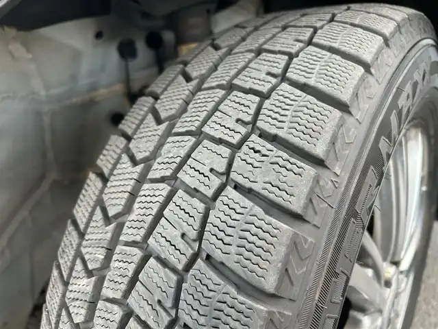 ホンダ フリード ハイブリット ジャストセレクション 宮城県 2014(平26)年 12.7万km プラチナムホワイトパール 純正ナビ/(フルセグTV/CD/DVD/SD/BT)/バックカメラ/フリップダウンモニター/ビルトインETC/クルーズコントロール/レザー調シートカバー/オートエアコン/革巻きステアリング/ステアリングスイッチ/両側パワースライドドア/スマートキー/スペアキー/ウインカー付き電動格納ミラー/ドアバイザー/HIDヘッドライト/純正フロアマット/社外15インチAW