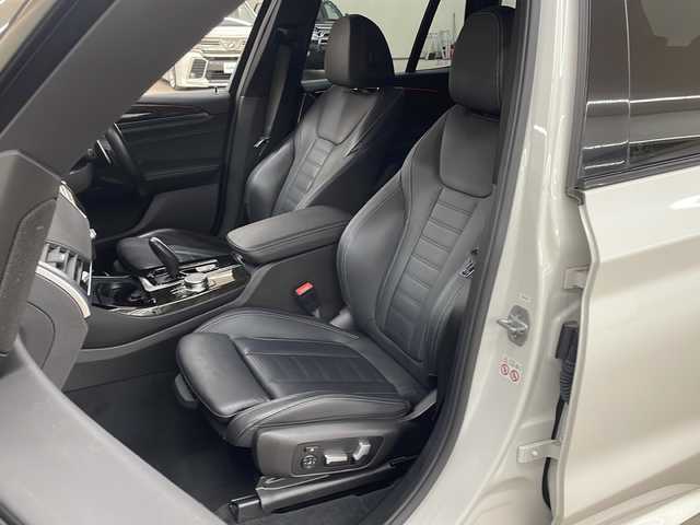 ＢＭＷ Ｘ３ xDrive20d Mスポーツ 道央・札幌 2019(平31)年 7.1万km アルピンホワイトⅢ ・4WD/・純正ナビ（DVD&CD&BT&フルセグ）/・電動格納ミラー/・ウインカーミラー/・ETC/・LEDヘッドライト/・プッシュスタート/・純正アルミホイール/・オートライト/・ハイビームアシスト/・レーンキープアシスト