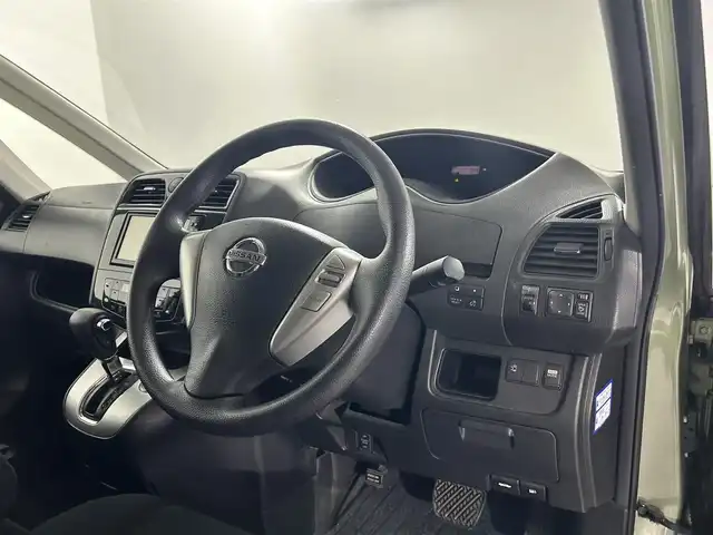 日産 セレナ 20X 佐賀県 2011(平23)年 10.3万km ナチュラルハーブ 純正7インチナビ/フルセグTV/Bluetooth/CD/バックカメラ/クルーズコントロール/横滑り防止装置/ビルトインETC/アイドリングストップ/片側パワースライドドア/純正フロアマット/後席サンシェード/シートバックテーブル/電動格納ミラー/スマートキー/プッシュスタート